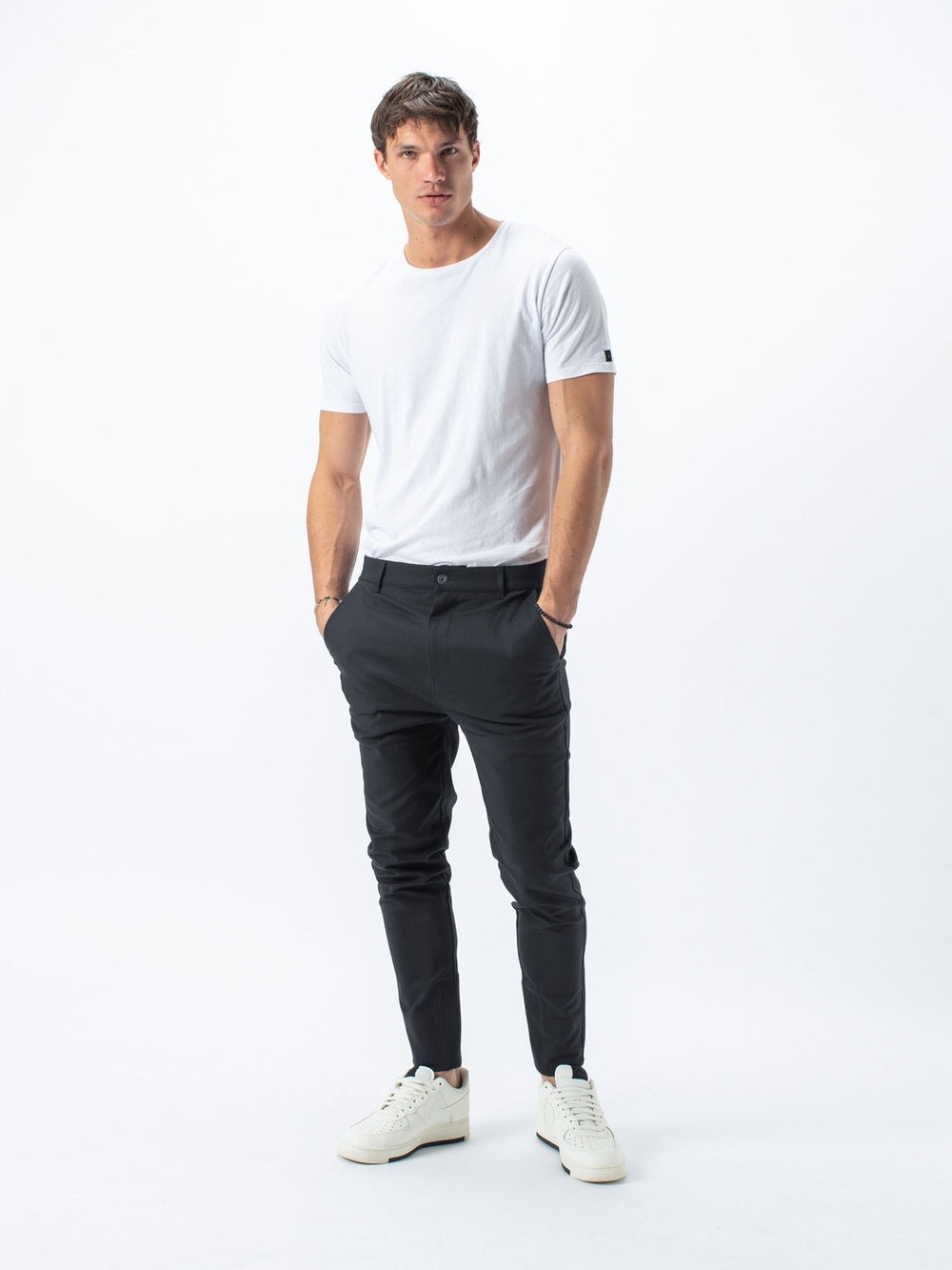 Zanerobe Sharpshot Black Slim Chino Pants, size 34